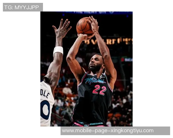 鲍威尔强调热火重视愿意奉献与努力的球员如小米和切尔