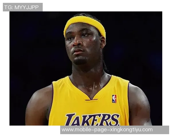 夸梅直言詹姆斯为改变命运而拼搏布朗尼对篮球毫无热情与追求 夸梅直言詹姆斯为改变命运而拼搏布朗尼对篮球毫无热情与追求