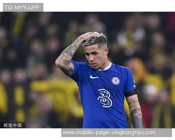 小贝林红牌惹争议科瓦奇指责科贝尔失误导致球队失分 小贝林红牌惹争议科瓦奇指责科贝尔失误导致球队失分